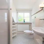 Appartement Gaestehaus Windrose 6 *